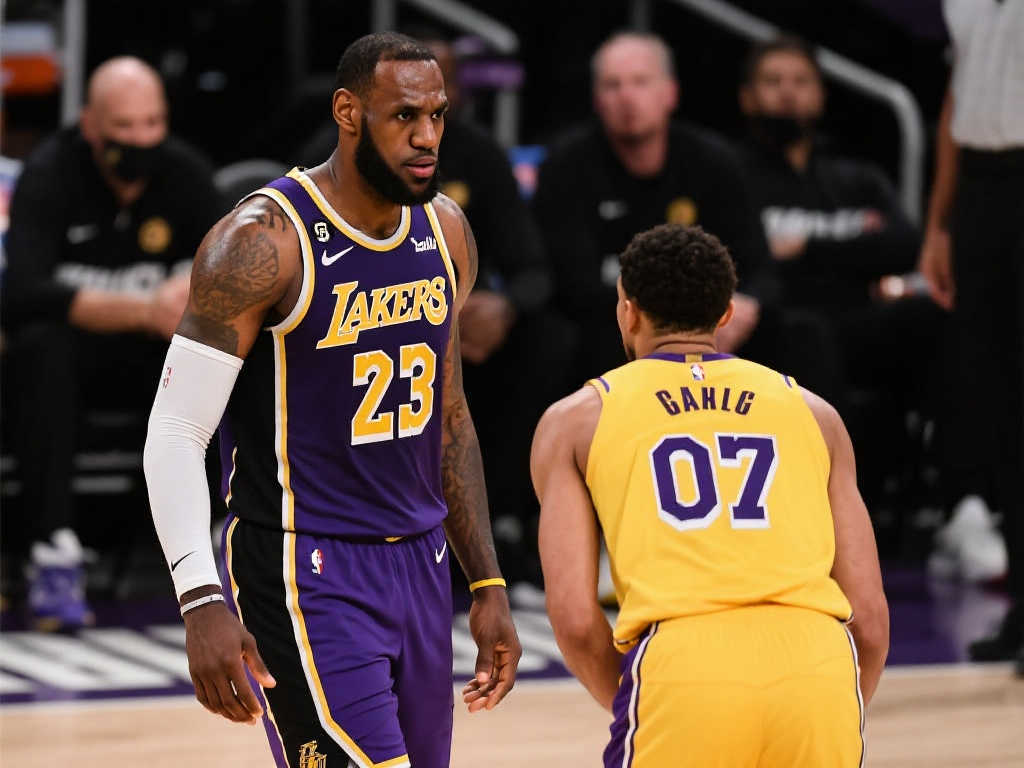 费尔南德斯 费尔南德斯